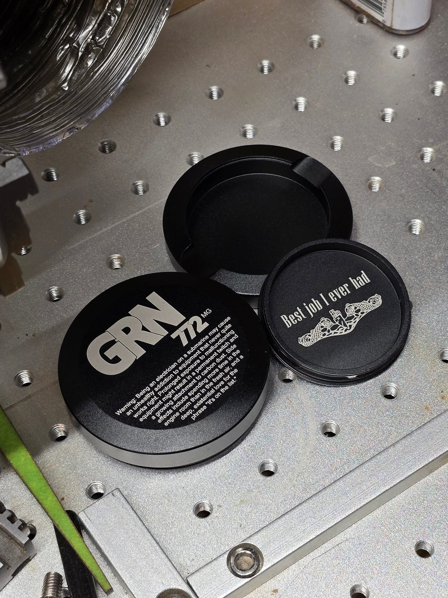 Sleek Aluminum Can for Nicotine and Caffeine Pouches - Stylish & Durable Storage