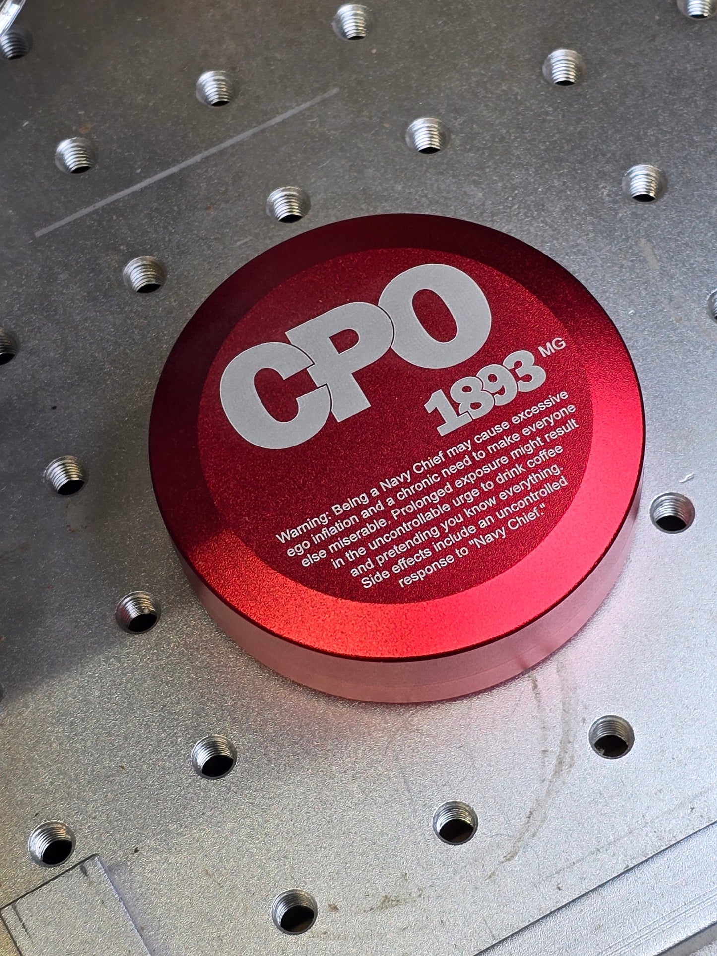 Sleek Aluminum Can for Nicotine and Caffeine Pouches - Stylish & Durable Storage